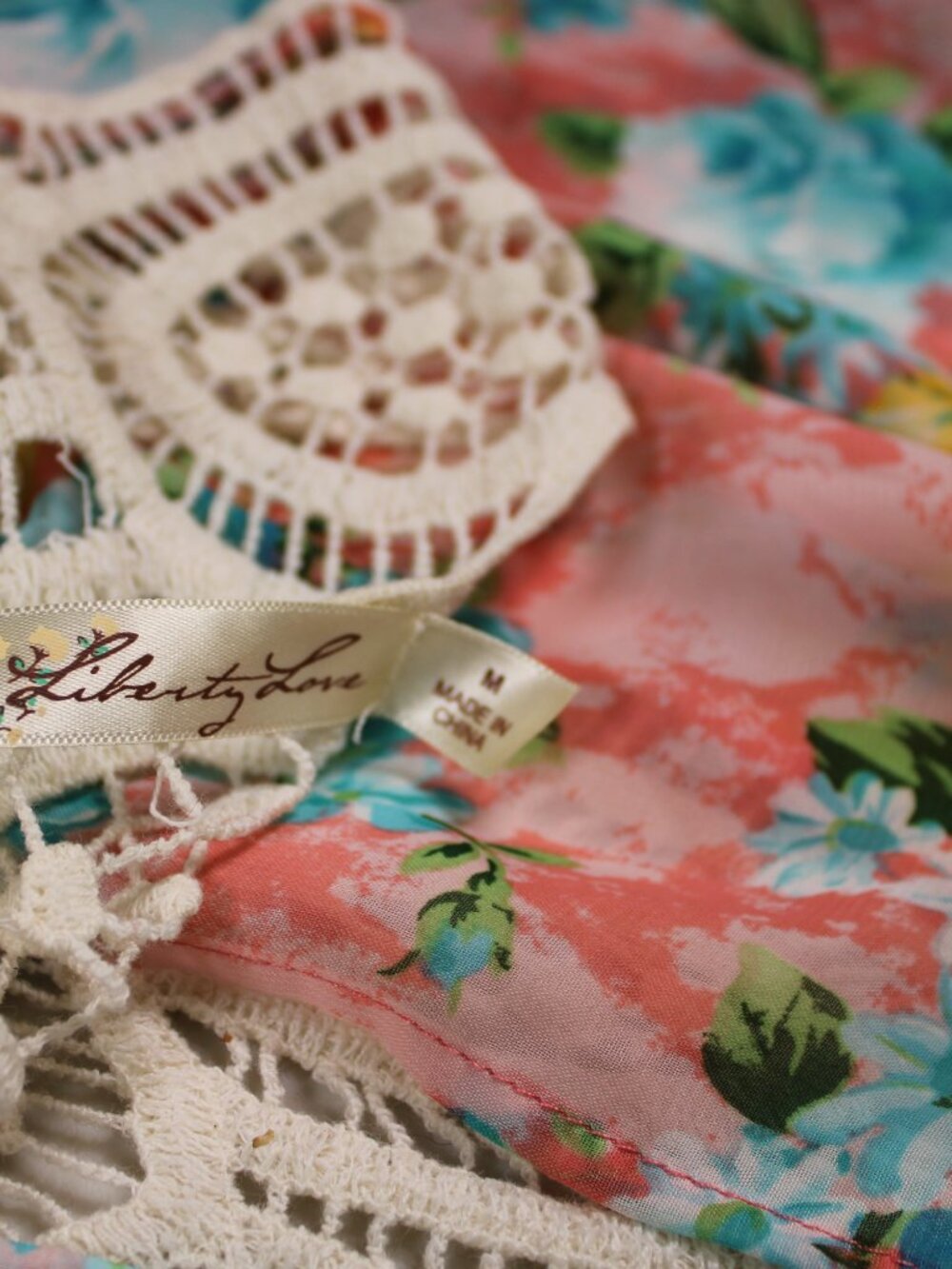 Womens Liberty Love Floral Crochet Lace Kimono/Sheer Cardigan or Beach Coverup - Picture 10 of 12